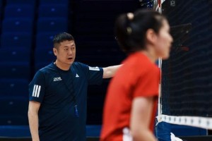 乐鱼体育官方入口-历史首败捷克，女排教练赵勇：年轻选手欠缺大赛硬仗历练